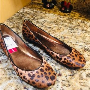 New  leopard floor shoes  size 5